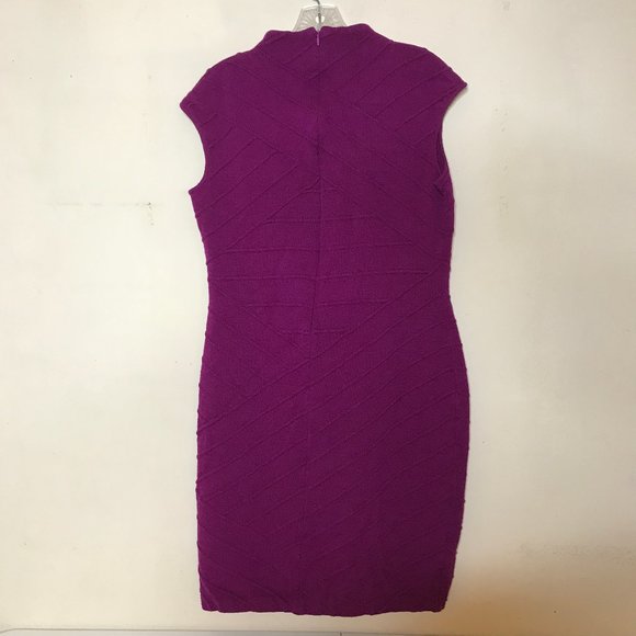 St. John Collection Criss Cross Bandage Pattern Santana Knit Sheath Dress Size 8 - Picture 2 of 15